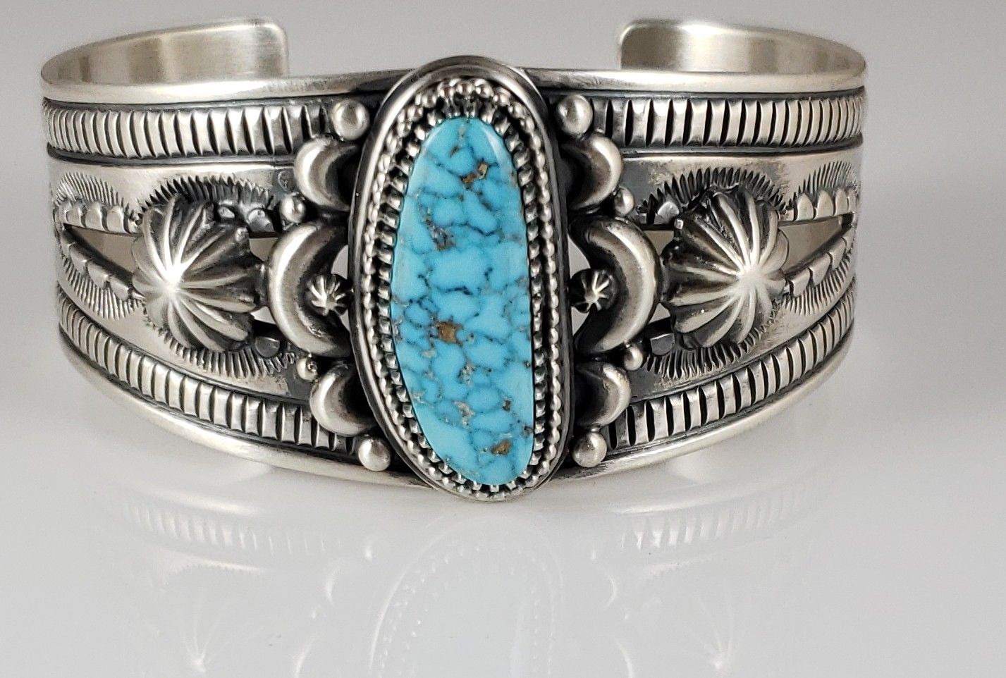 Navajo Sterling Silver Rare Gem Kingman Turquoise Cuff Bracelet Derrick  Gordon